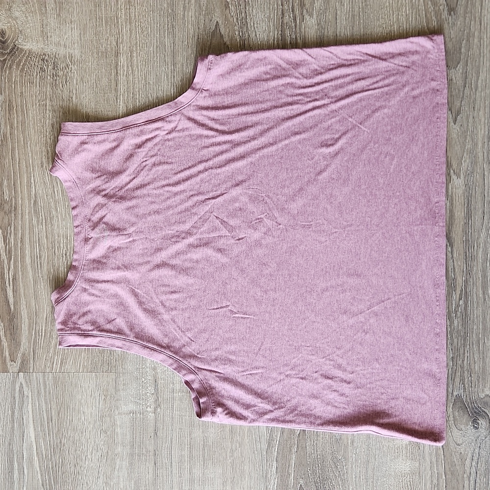 Beyond Yoga Feather Weight Balanced Muscle Tank Size L - Picture 3 of 5